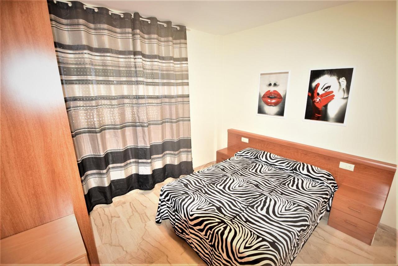 Apartamentos Sol Dorada Salou Esterno foto